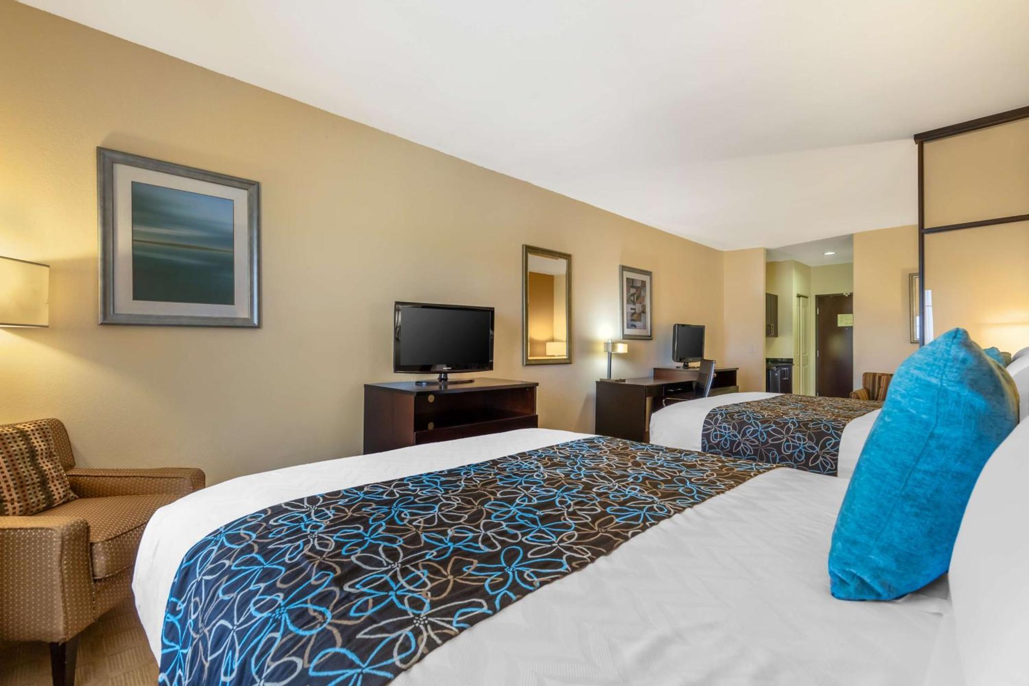 Best Western Plus Lytle Inn And Suites Екстериор снимка